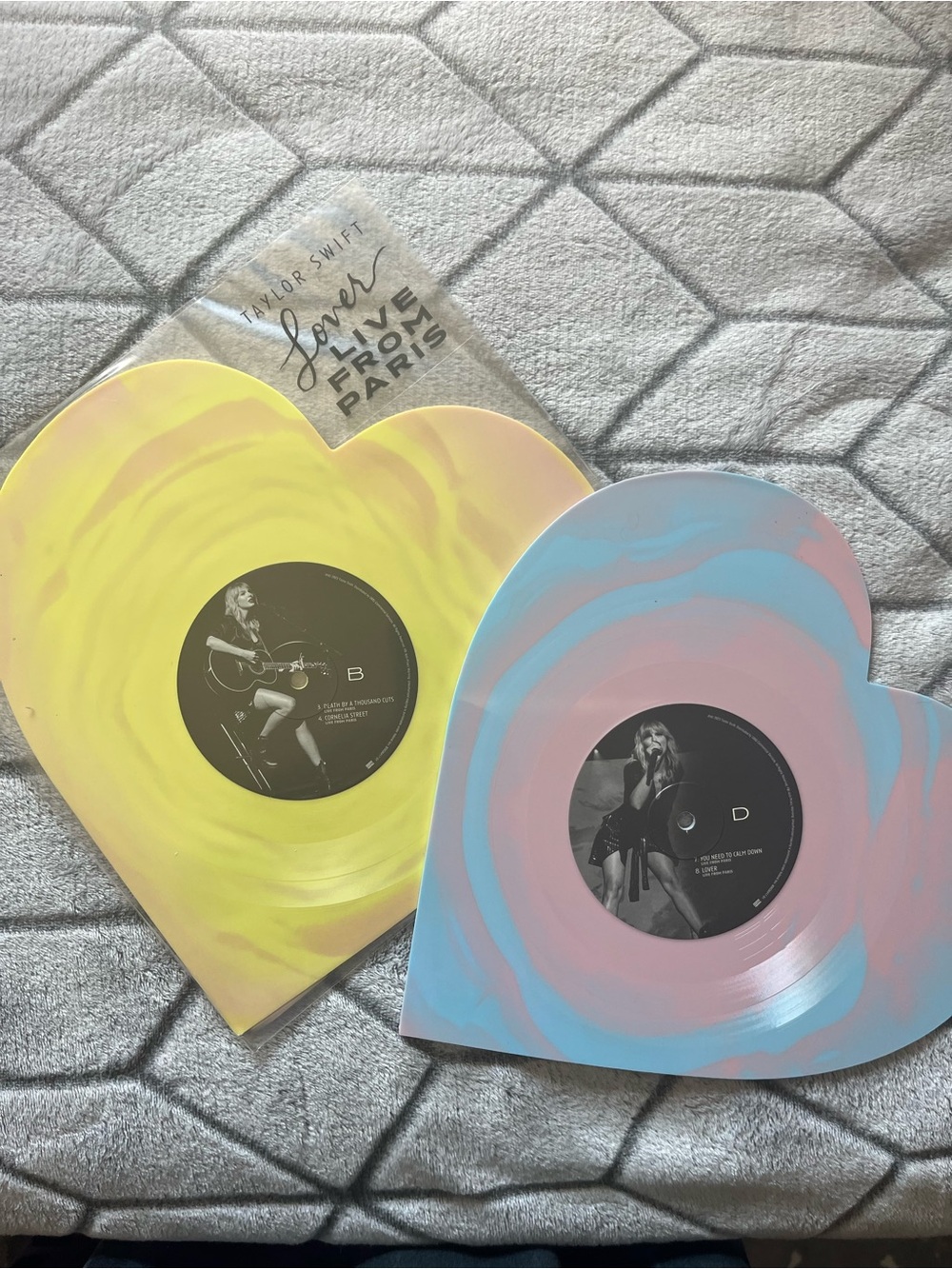 Taylor Swift Lover Live from Paris Vinyl LLFP Record Heart Shaped Disc Vinyl